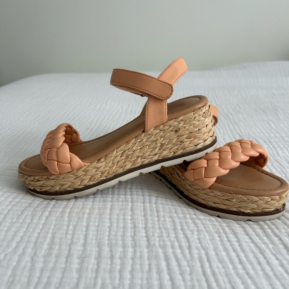 DV by Dolce Vita Woven Platform Sandals in Peach - Girls